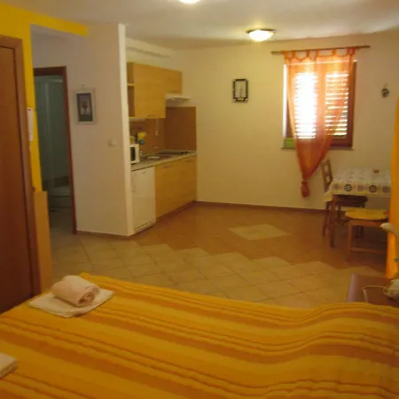 Apartment Barbalic Dario Baska (Krk)