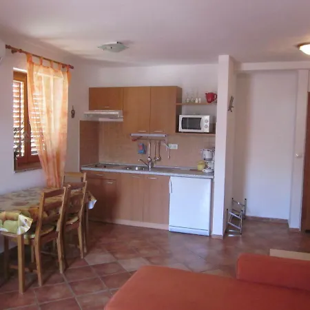 Barbalic Dario * Baska (Krk)